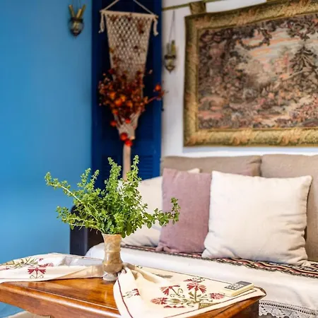 Sunny One - Charming Garden Nest Appartement