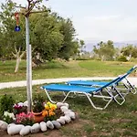 Sunny One - Charming Garden Nest Apartamento