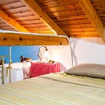 Apartamento Sunny One - Charming Garden Nest