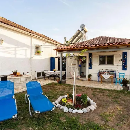 Sunny One - Charming Garden Nest