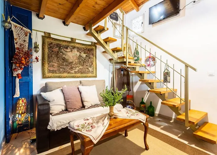 Sunny One - Charming Garden Nest * Petalidi