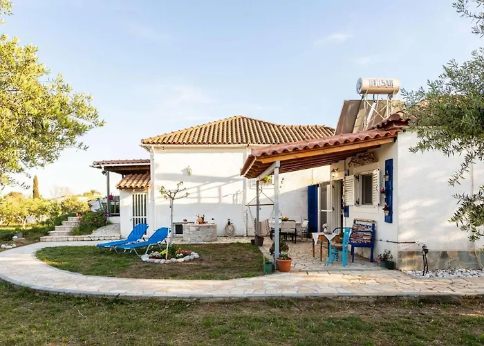 Sunny One - Charming Garden Nest Petalidi