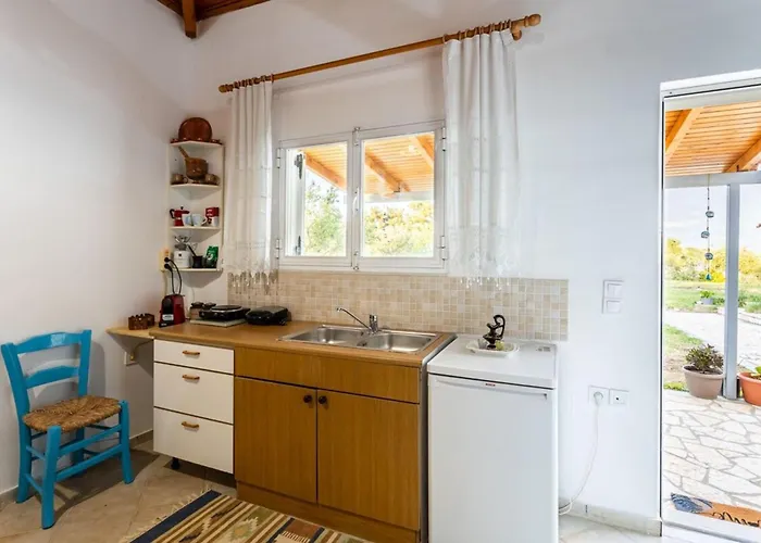 Sunny One - Charming Garden Nest *