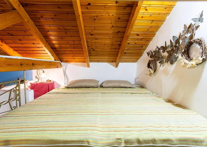 Sunny One - Charming Garden Nest